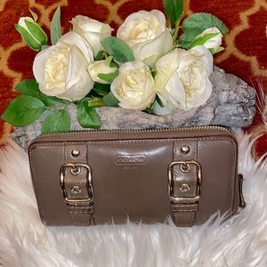 COACH Accordion Leather Wallet